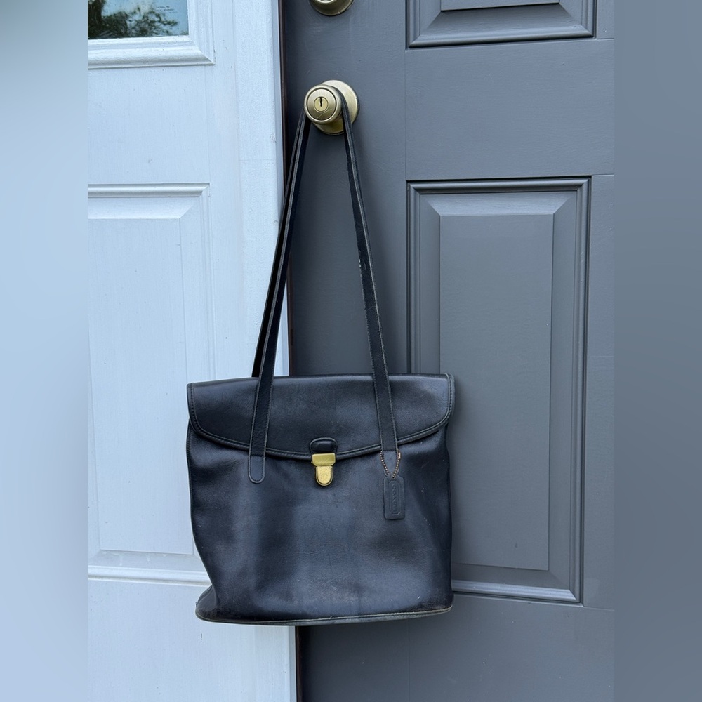 Vintage Coach large shoulder bag